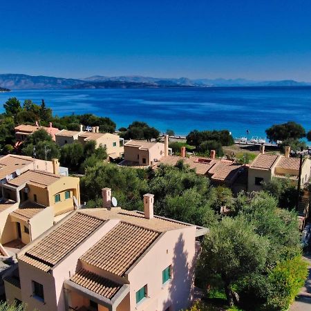 Pebbles And Sea At Barbati With Shared Pool Apartamento Exterior foto