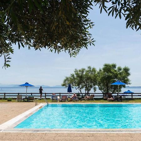 Pebbles And Sea At Barbati With Shared Pool Apartamento Exterior foto