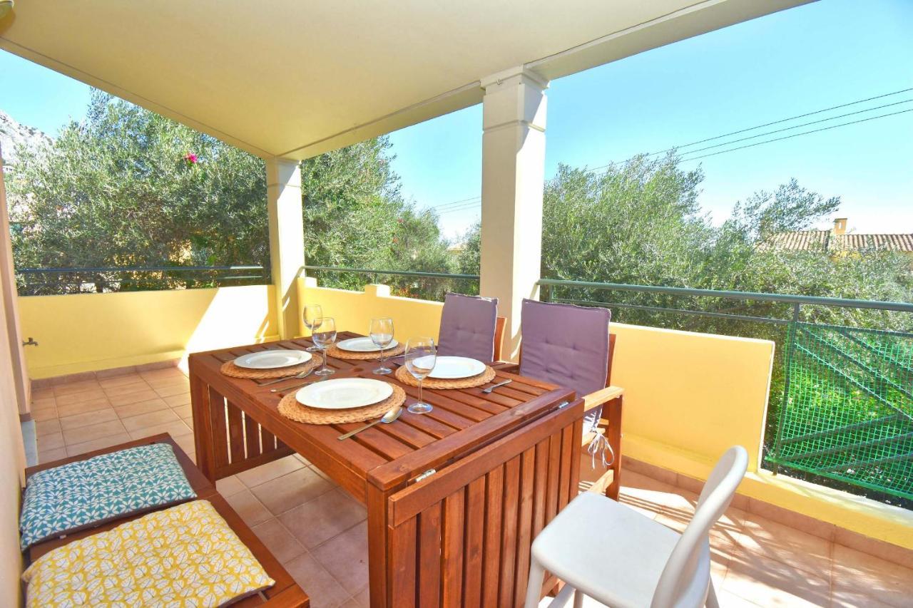 Pebbles And Sea At Barbati With Shared Pool Apartamento Exterior foto